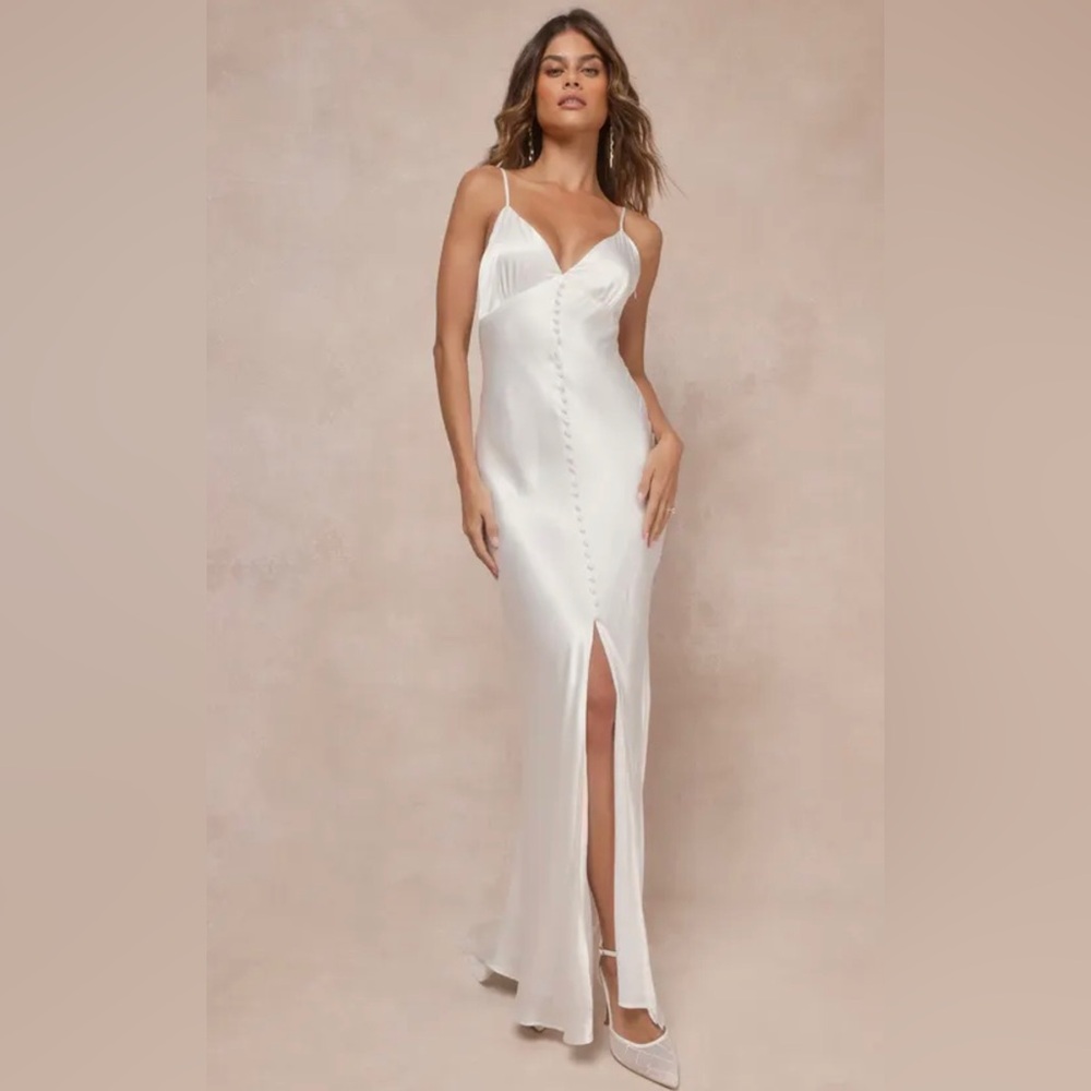 Long white dress